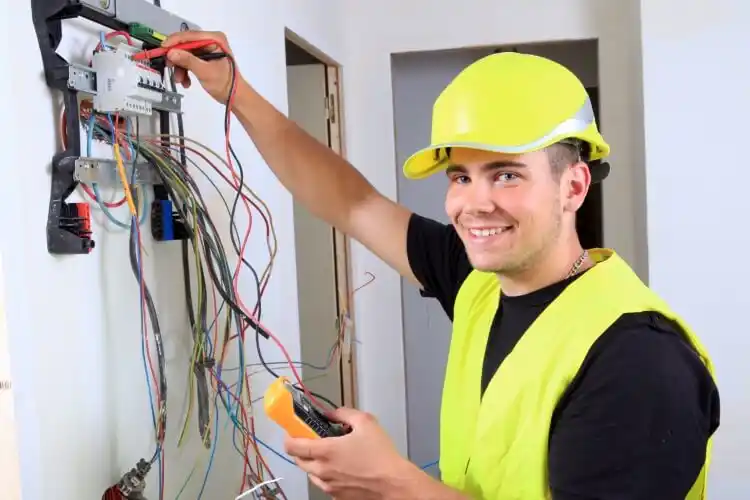 elektricien Brantgum